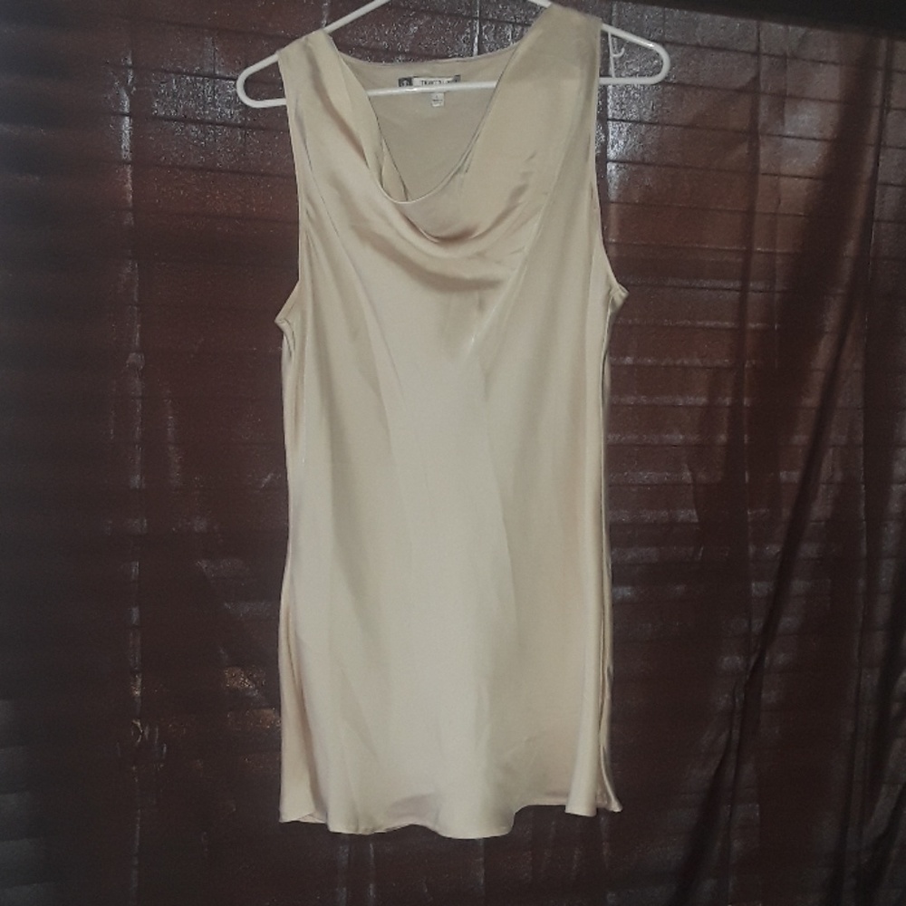 Jennifer Lopez cream beige large dress shirt